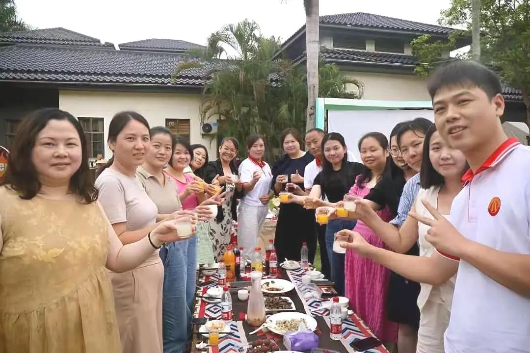 协会活动 | 盛夏狂欢，情谊升温！深圳市财税服务行业协会龙华联络会夏日烧烤派对圆满落幕！